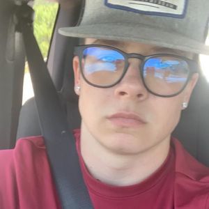 Meet your Posher, Keegan